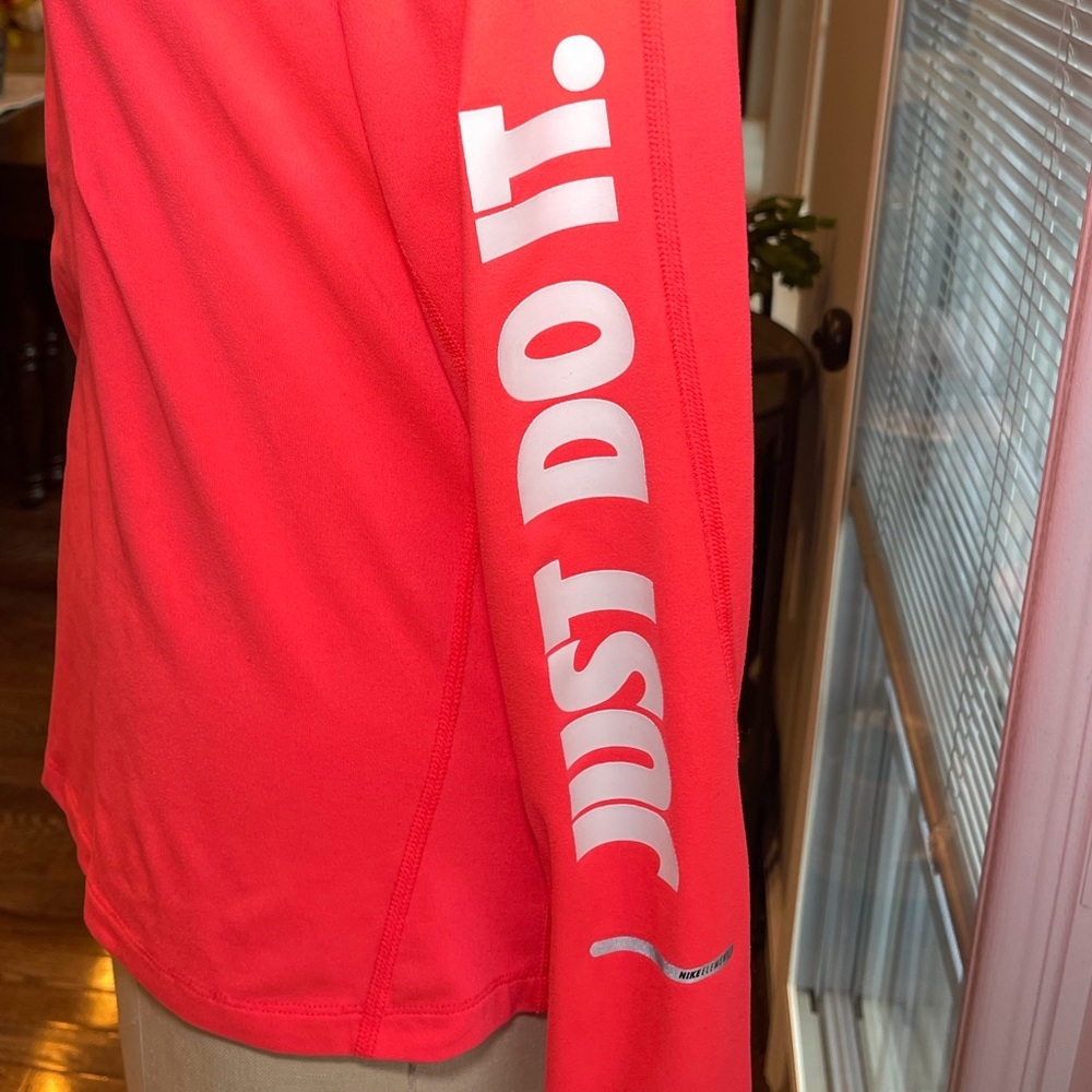 Nike Dri-FIT Quarter Zip Pullover Gym Girl Running Top S - Picture 4 of 9
